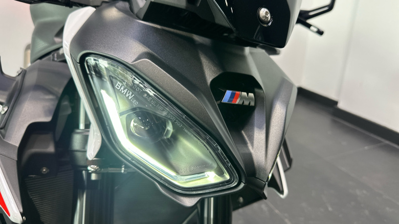 BMW M 1000 R (25MY)